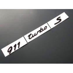 911 turbo S Emblem