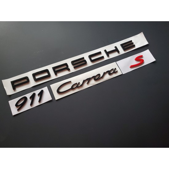 PORSCHE 911 Carrera S Emblem