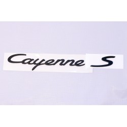 Cayenne S Emblem