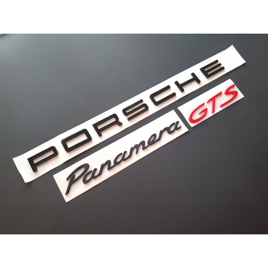 PORSCHE Panamera GTS Emblem